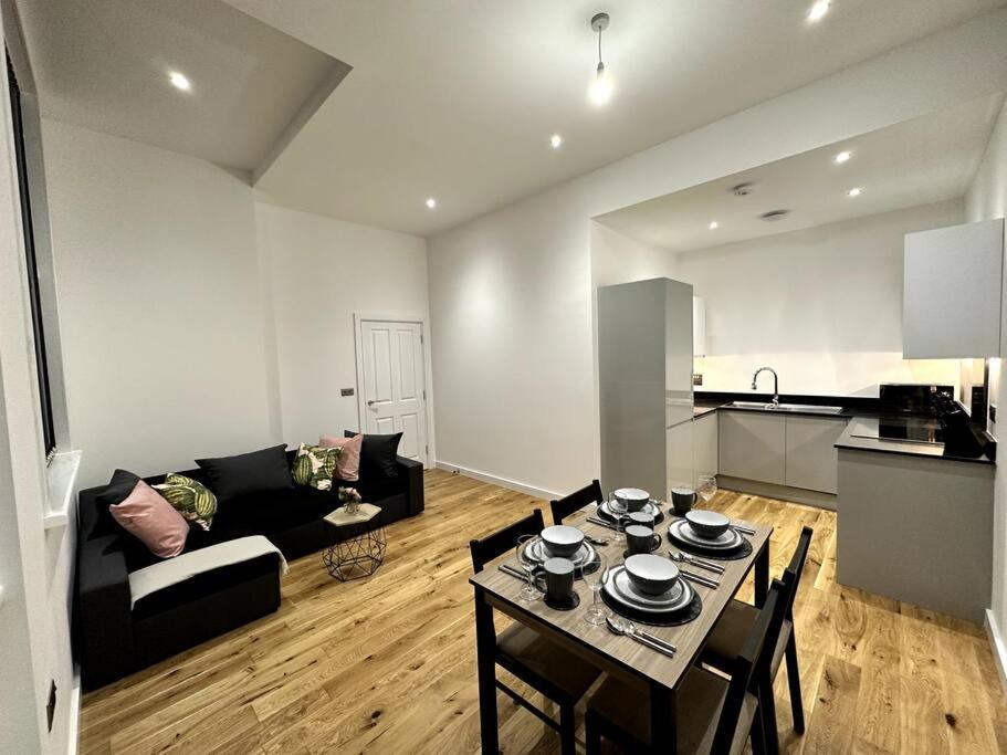 Spacious And Elegant Apartment Birmingham Dış mekan fotoğraf